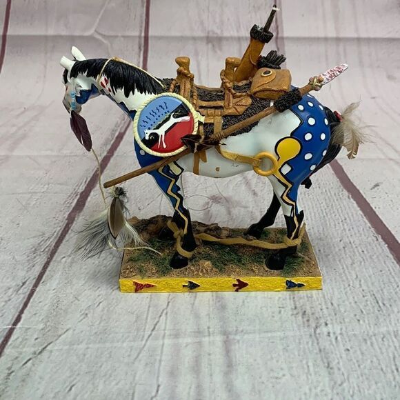 The Trail of Painted Ponies Woodland Hunter 3E/9031 Collectible Model Horse - Picture 3 of 15